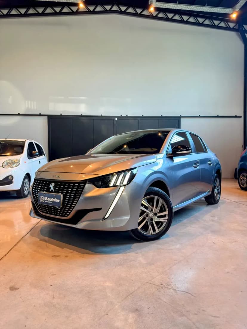 Peugeot 208 1.6 Feline Tiptronic